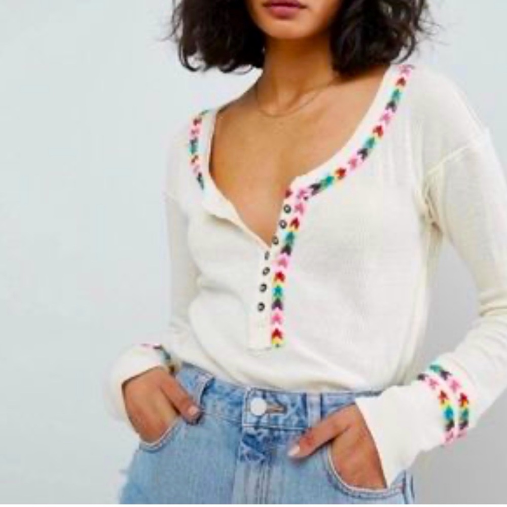 We The Free Shirt Rainbow Thermal Women’s Lg Beige Blouse Sz L